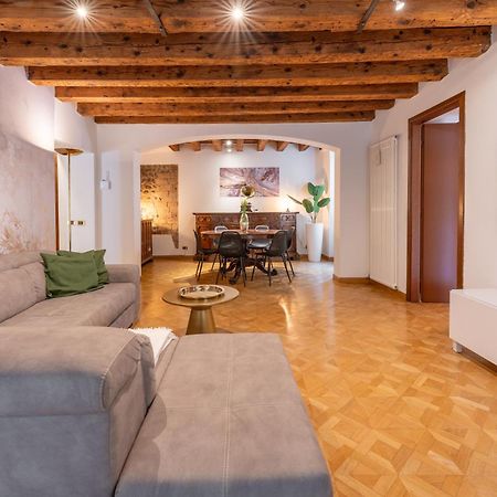 Sgarzerie Luxury Flat 2 Rooms 120Mq Verona Bagian luar foto