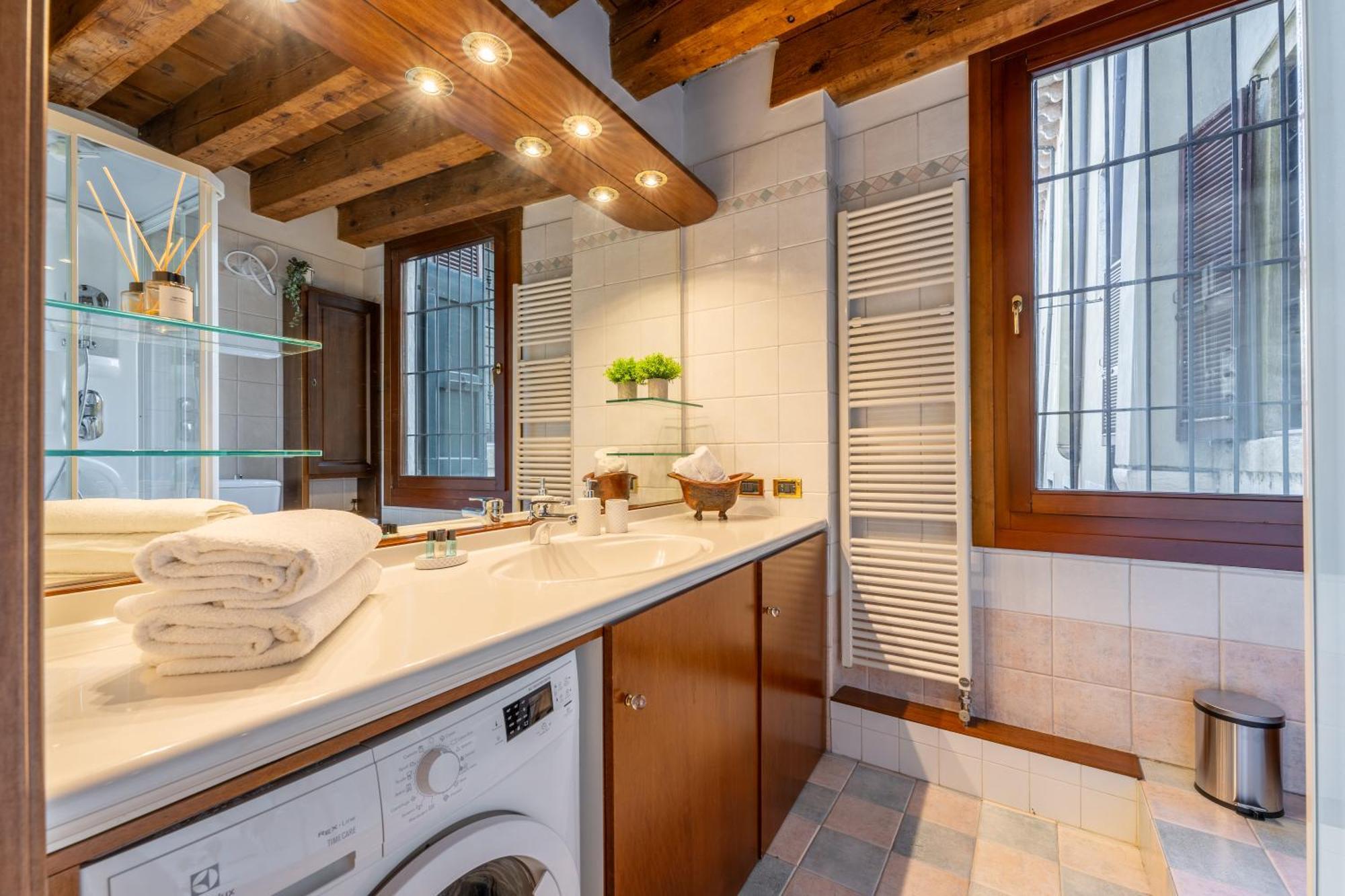 Sgarzerie Luxury Flat 2 Rooms 120Mq Verona Bagian luar foto
