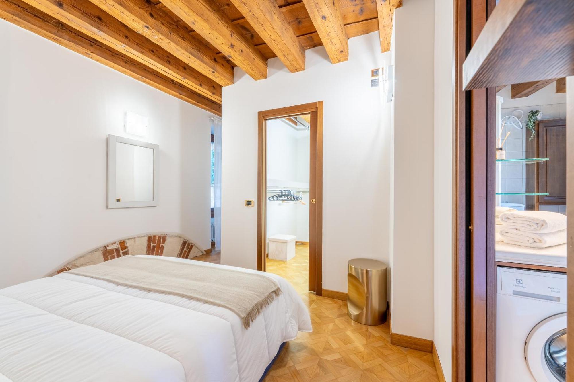 Sgarzerie Luxury Flat 2 Rooms 120Mq Verona Bagian luar foto